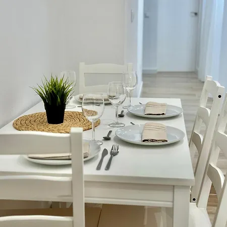 Apartman Nueva 29 *